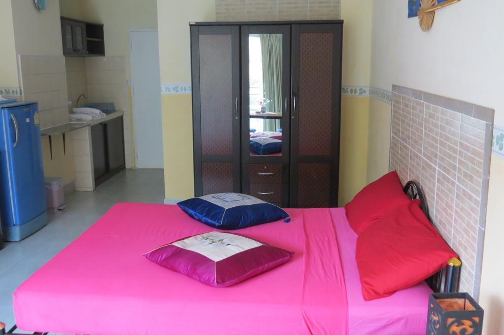 วิวทะเล 1บี เซอร์วิส อพาร์ตเมนท์ Apartment Pattaya ห้อง รูปภาพ