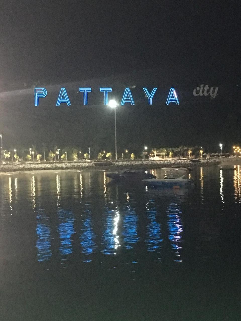 วิวทะเล 1บี เซอร์วิส อพาร์ตเมนท์ Apartment Pattaya ภายนอก รูปภาพ